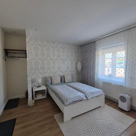 Gemuetliche Einzimmerwohnung Flensburg Bagian luar foto